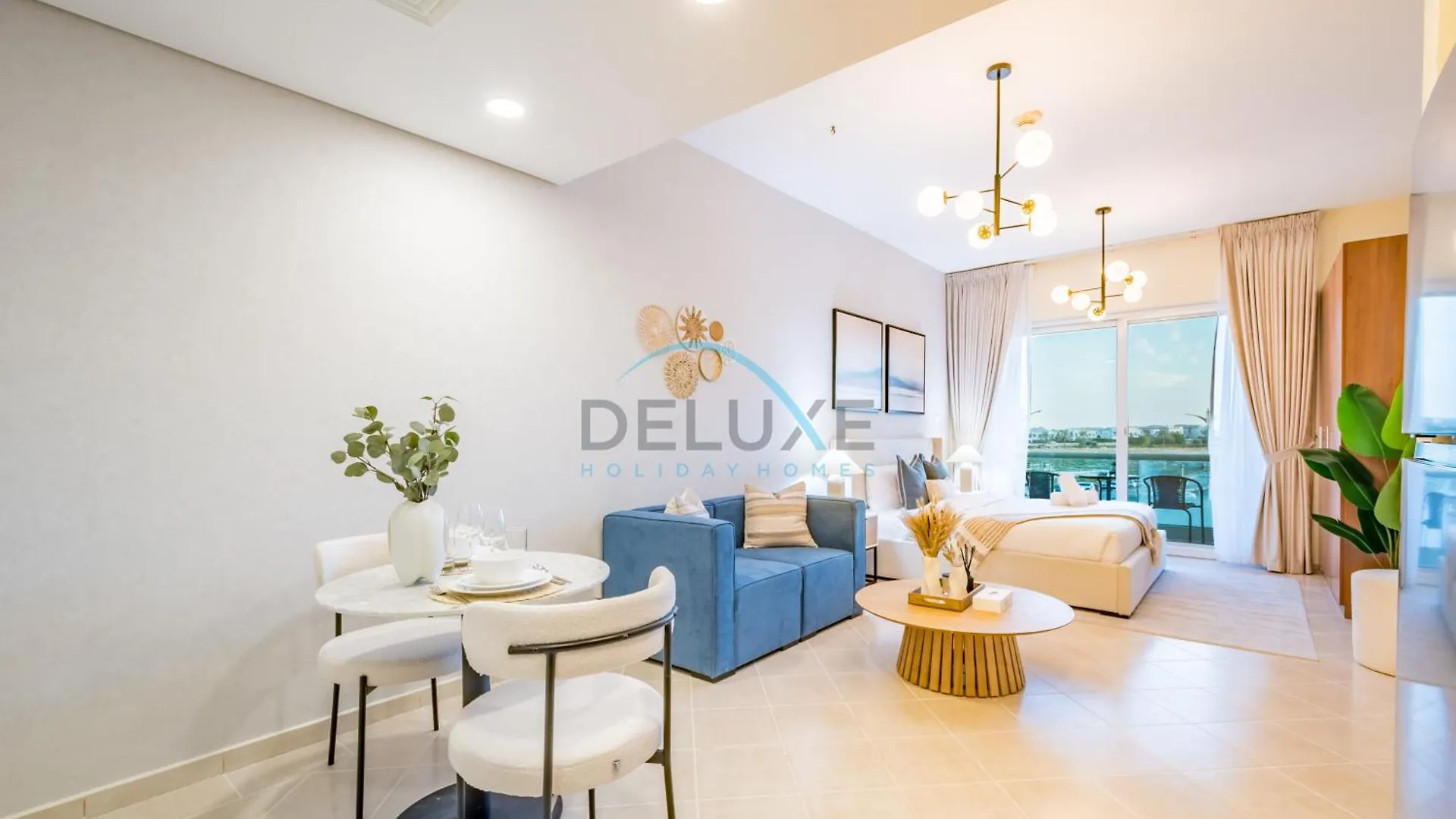Chic Studio In The Crescent A, Dubai Production City By Deluxe Holiday Homes Apartment